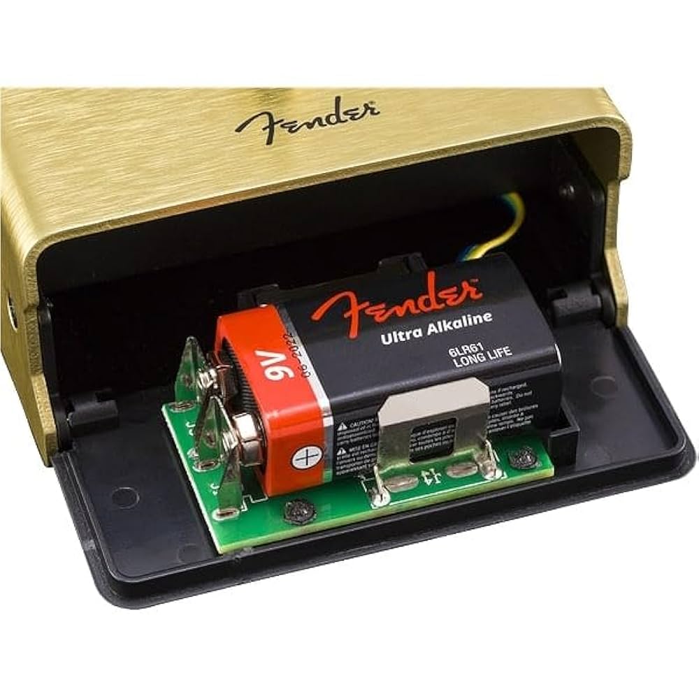 【新品】Fender PUGILIST DISTORTION PEDAL Fender Pugilist Distortion Pedal (234534000) : Amazon.ca